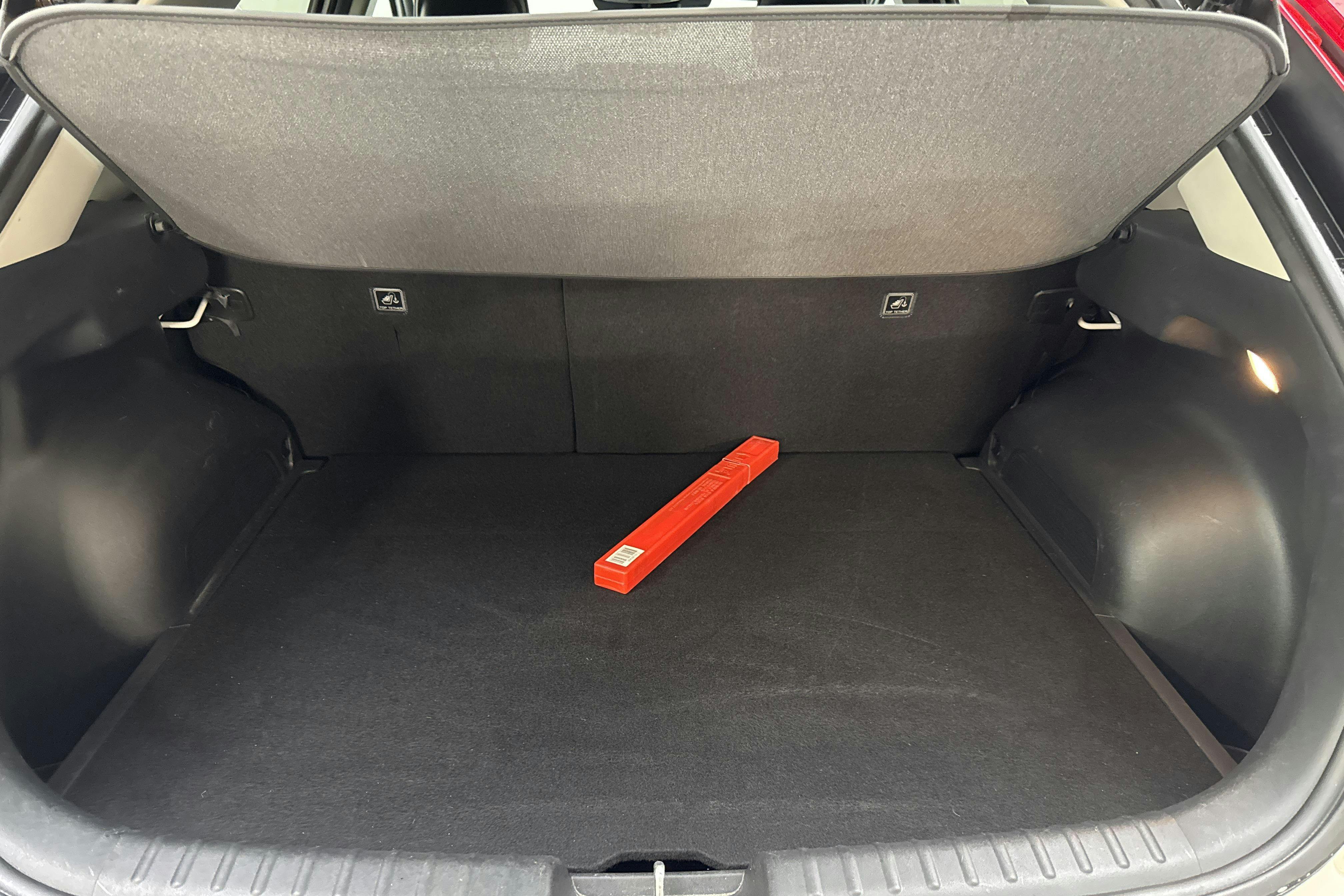 Vehicle Image 9