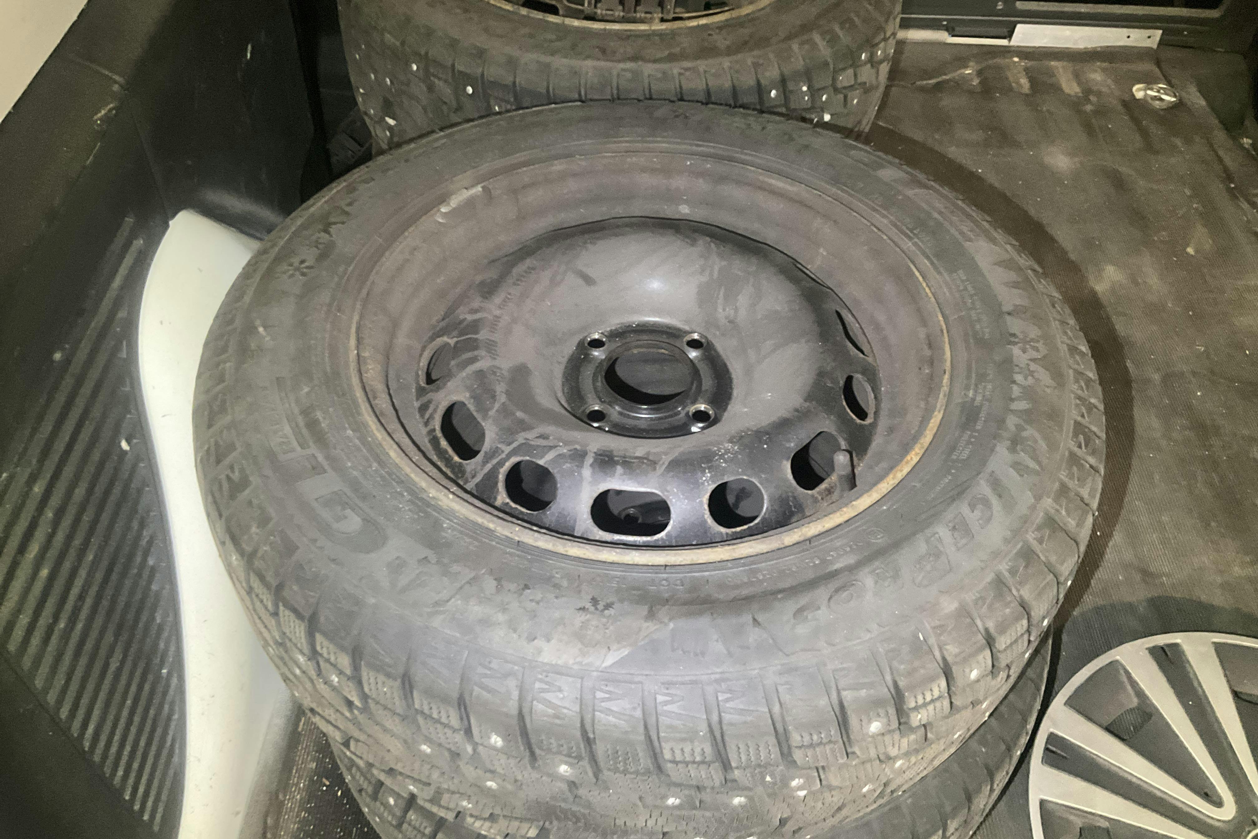 Vehicle Image 11