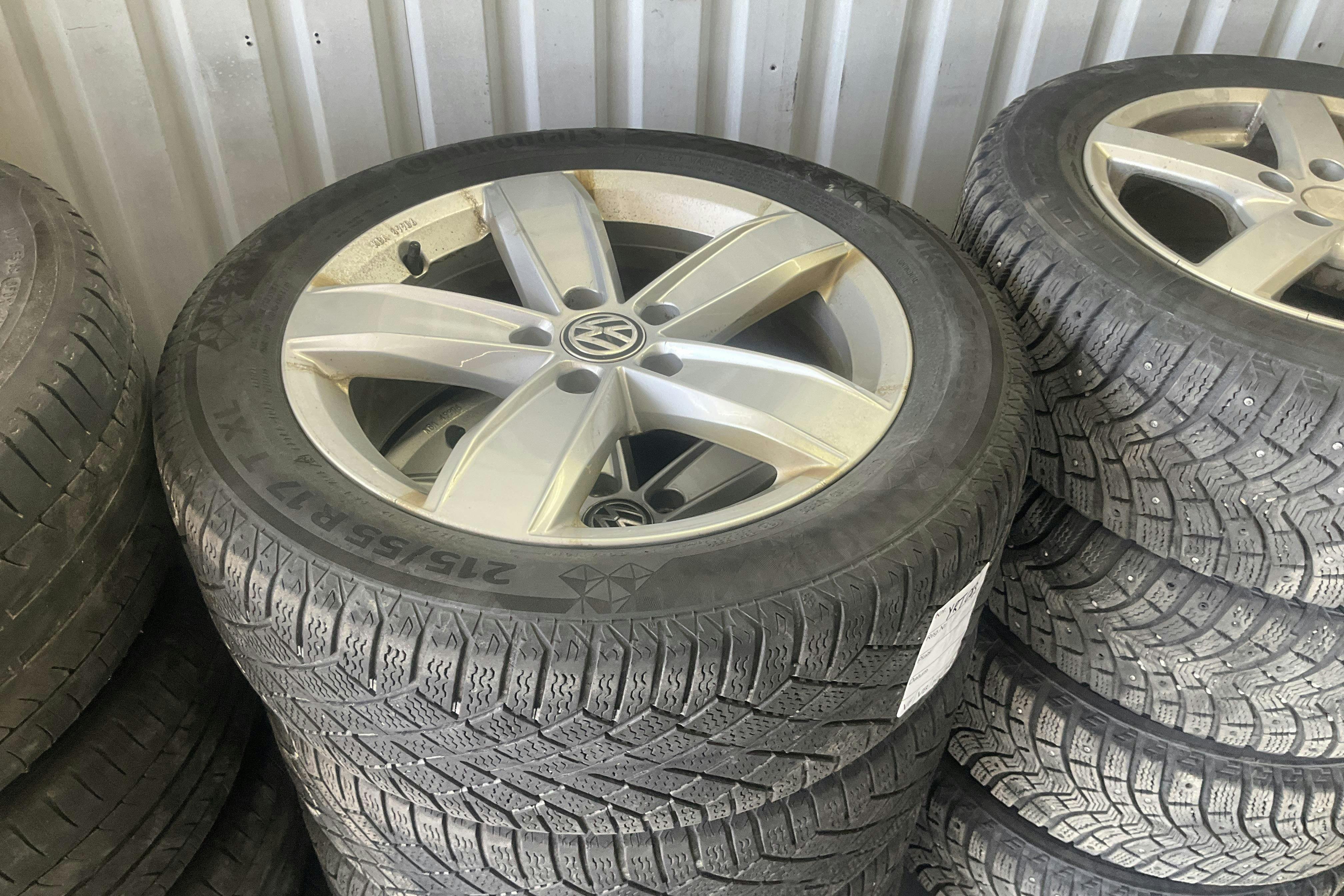 Vehicle Image 15