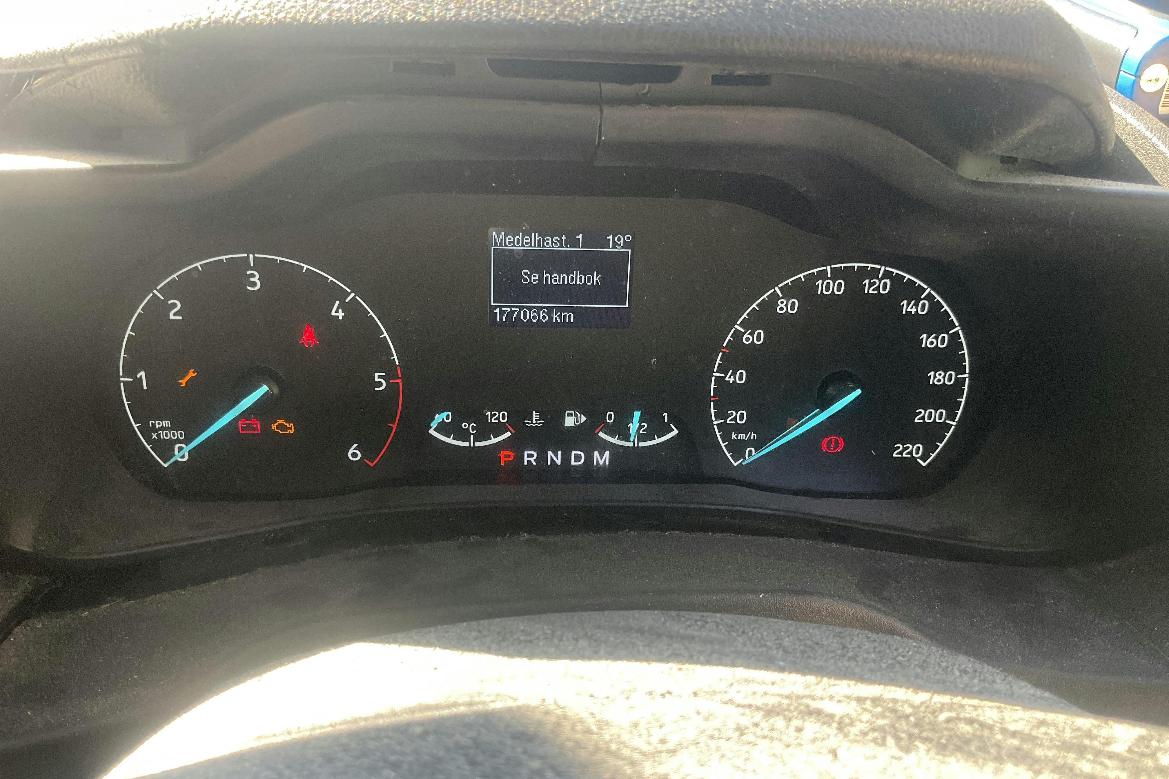 Vehicle Image 10