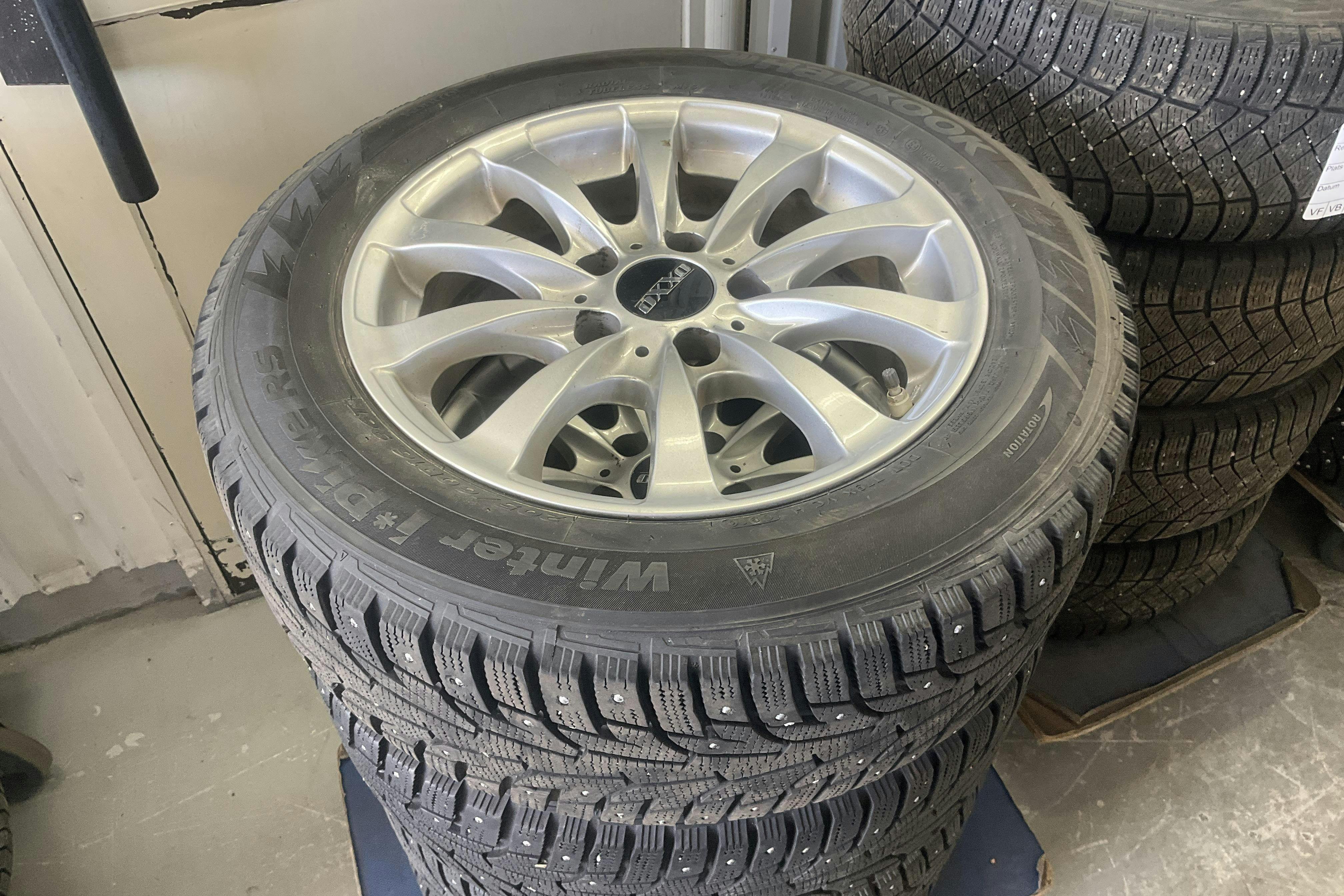 Vehicle Image 13
