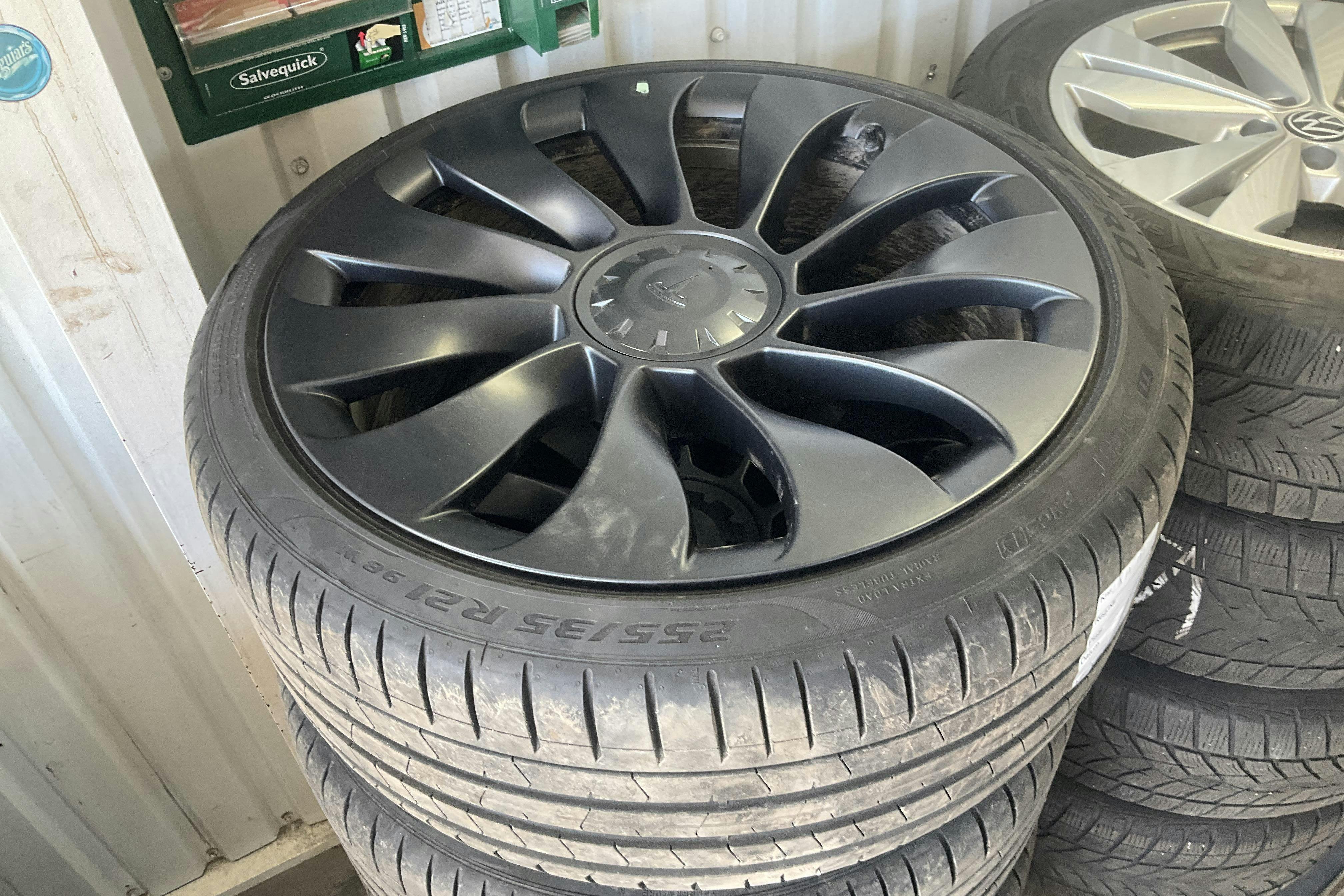 Vehicle Image 19