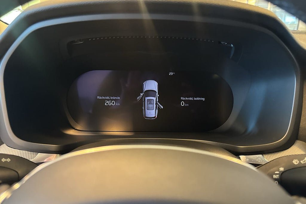Vehicle Image 22