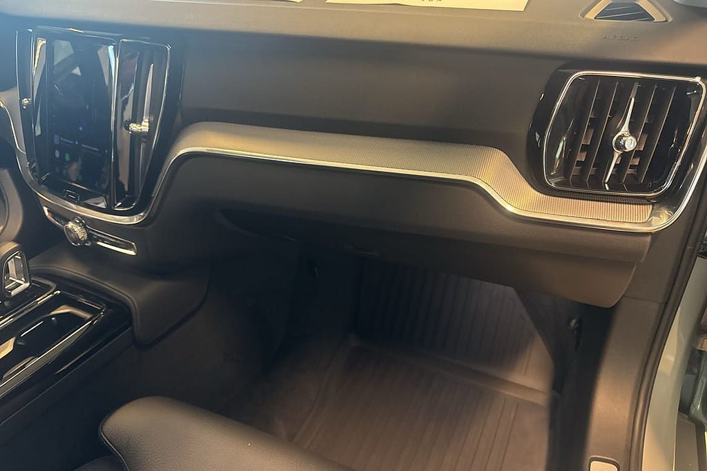 Vehicle Image 38