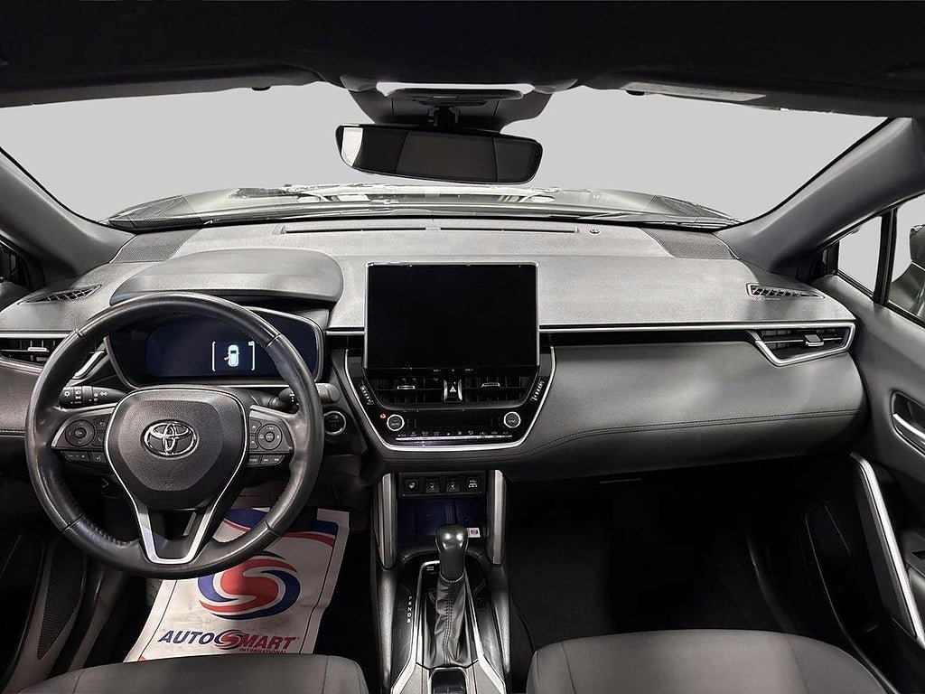 Vehicle Image 12