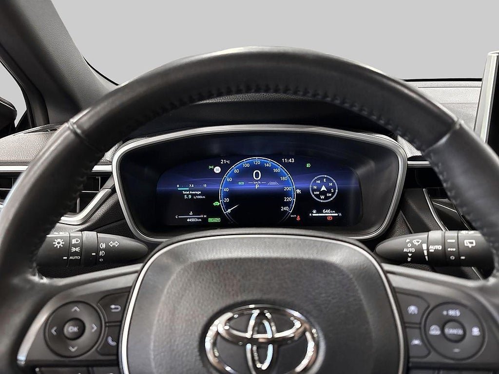 Vehicle Image 15