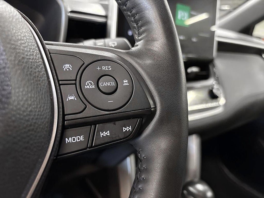 Vehicle Image 23