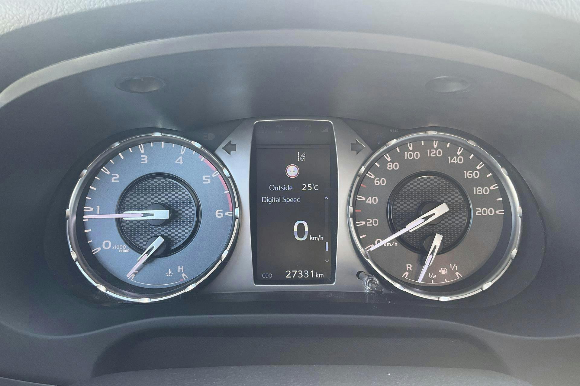 Vehicle Image 10