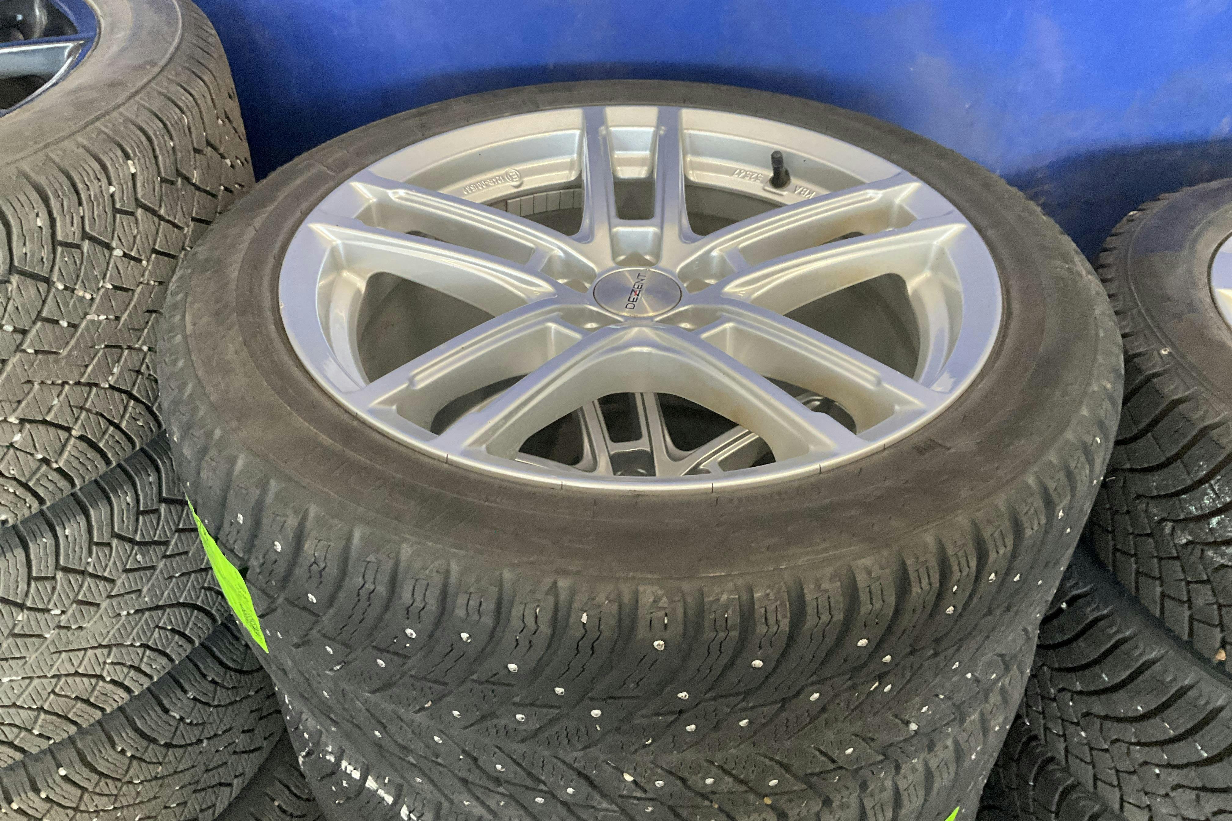 Vehicle Image 20