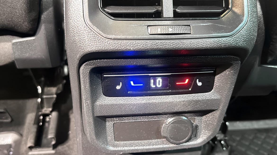Vehicle Image 22