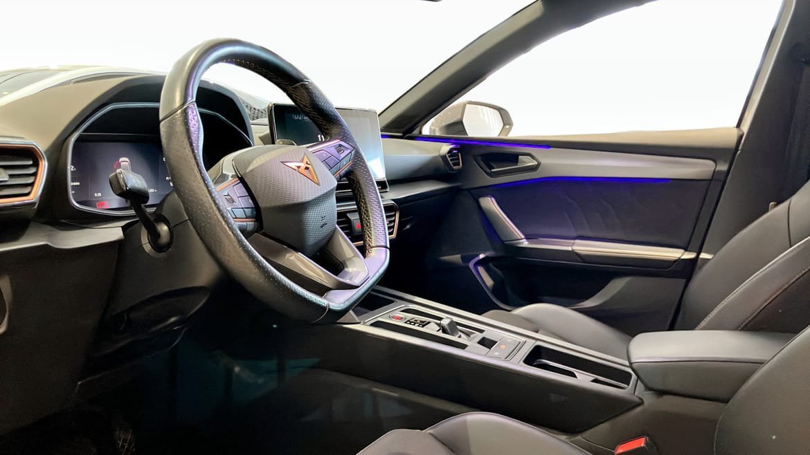 Vehicle Image 7