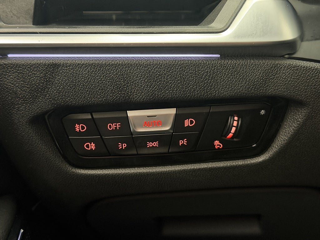 Vehicle Image 28