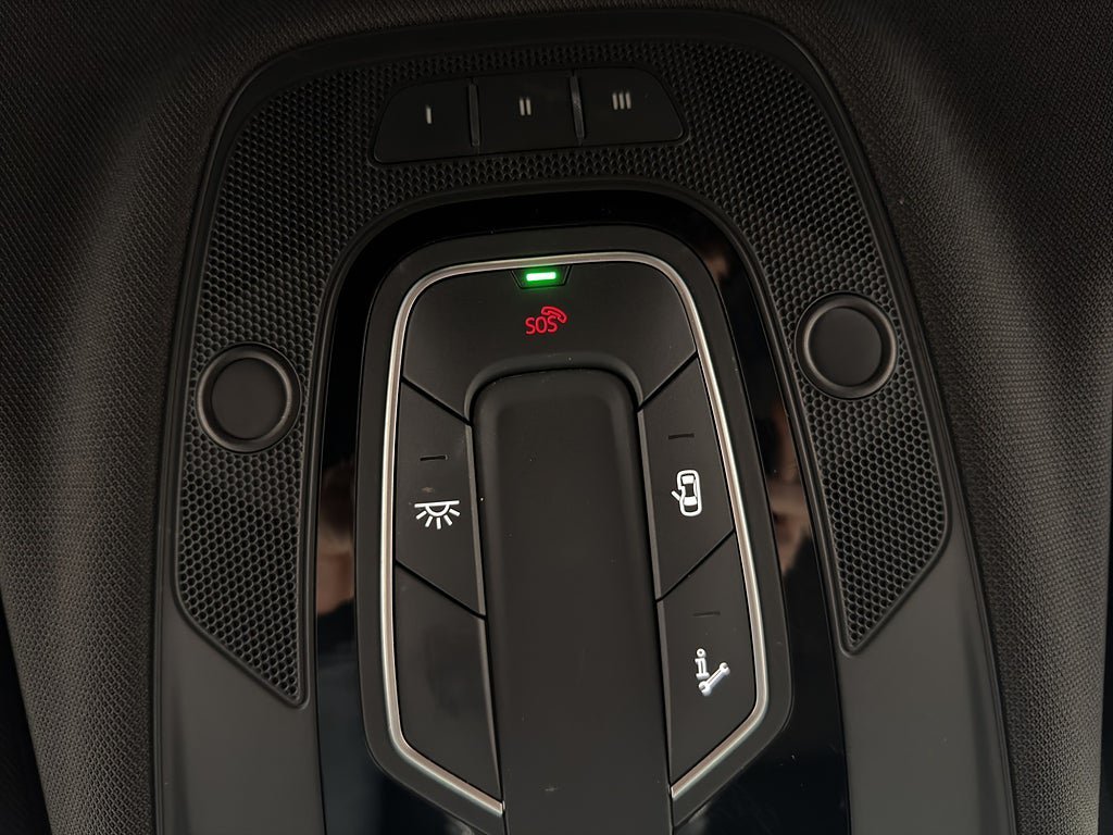 Vehicle Image 34