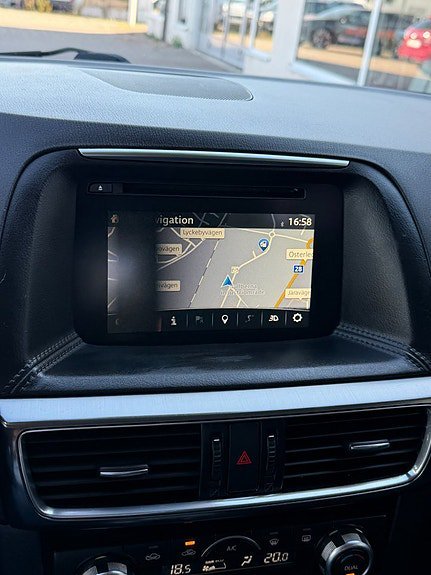 Vehicle Image 22
