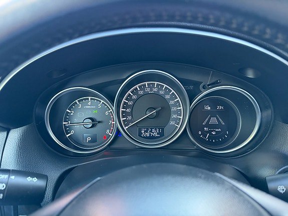 Vehicle Image 27