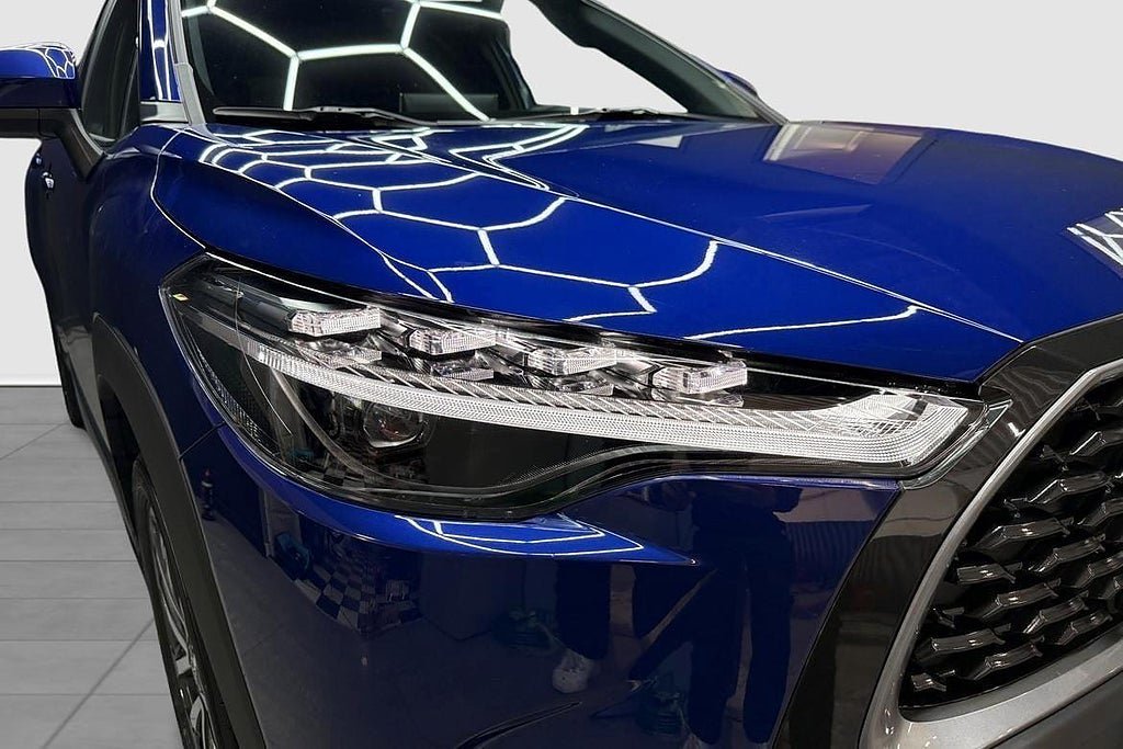 Vehicle Image 9