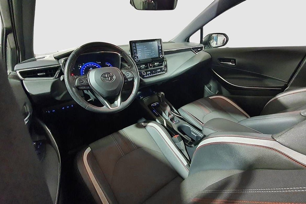 Vehicle Image 13