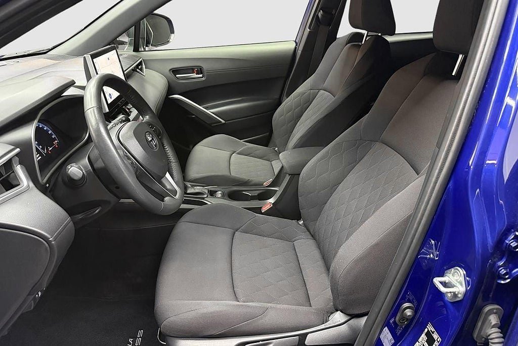 Vehicle Image 16
