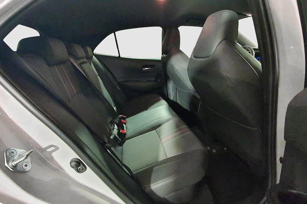 Vehicle Image 17