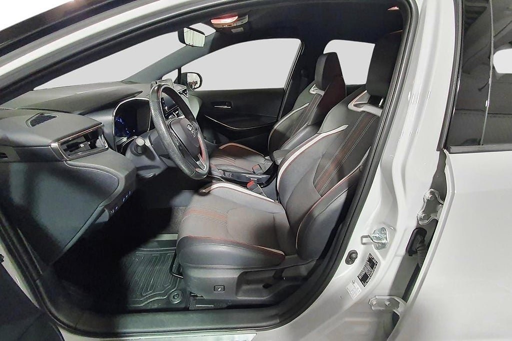 Vehicle Image 19