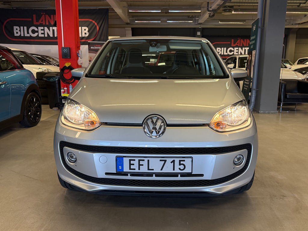 Vehicle Image 6
