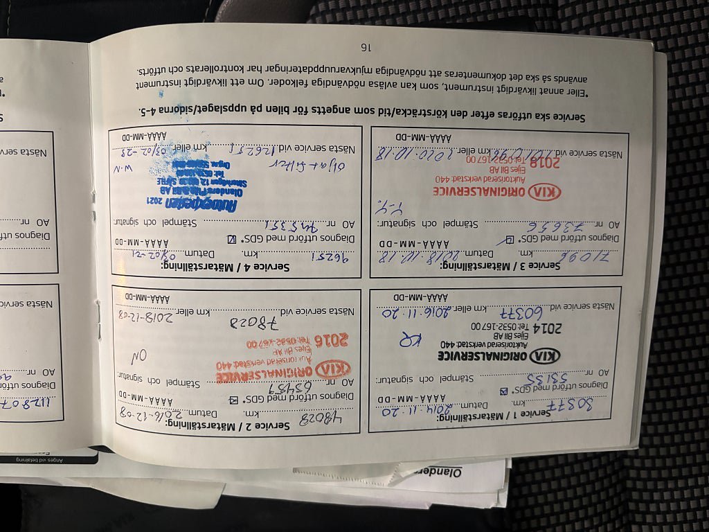 Vehicle Image 25