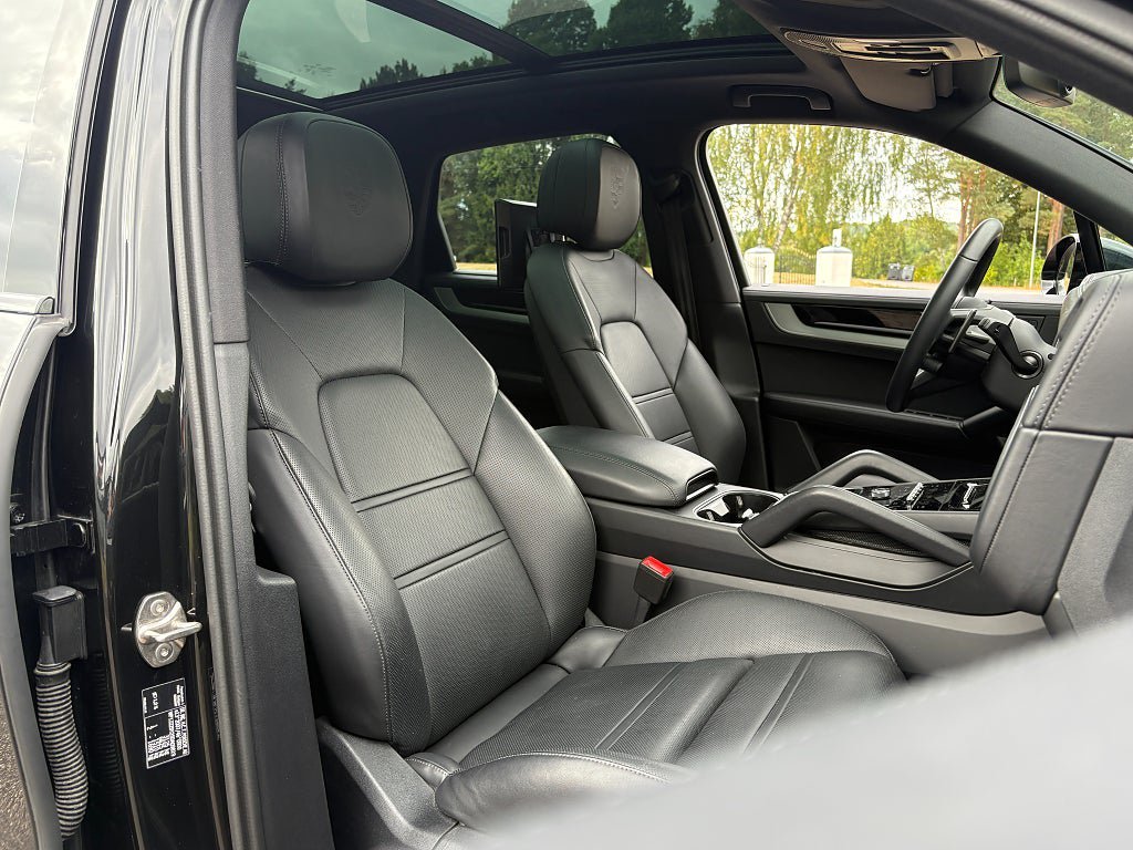 Vehicle Image 17
