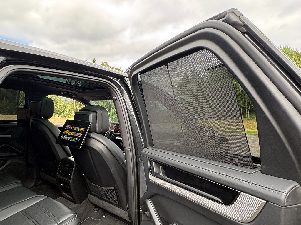 Vehicle Image 23