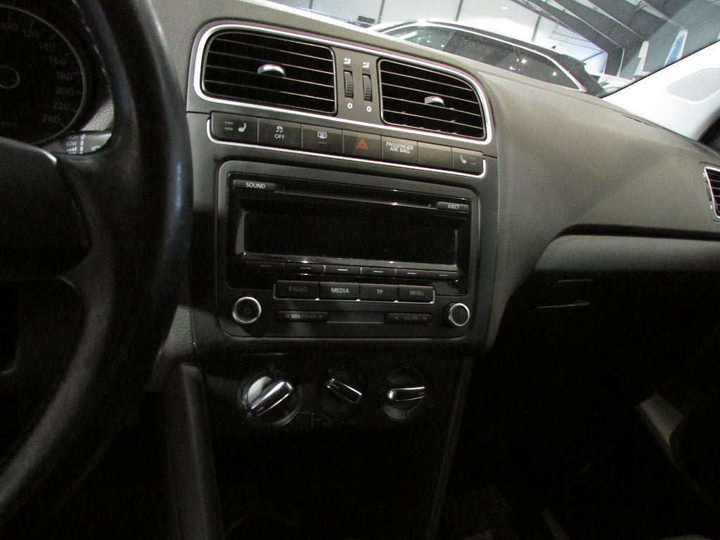 Vehicle Image 13