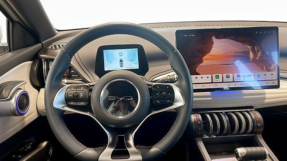 Vehicle Image 10