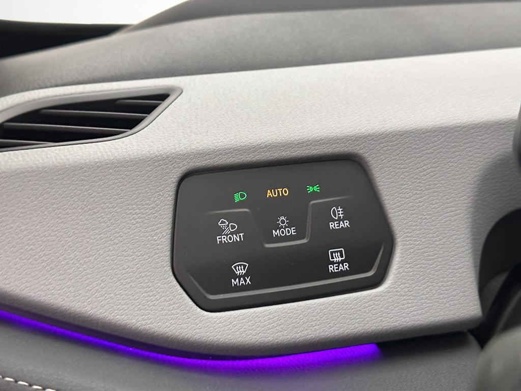 Vehicle Image 31