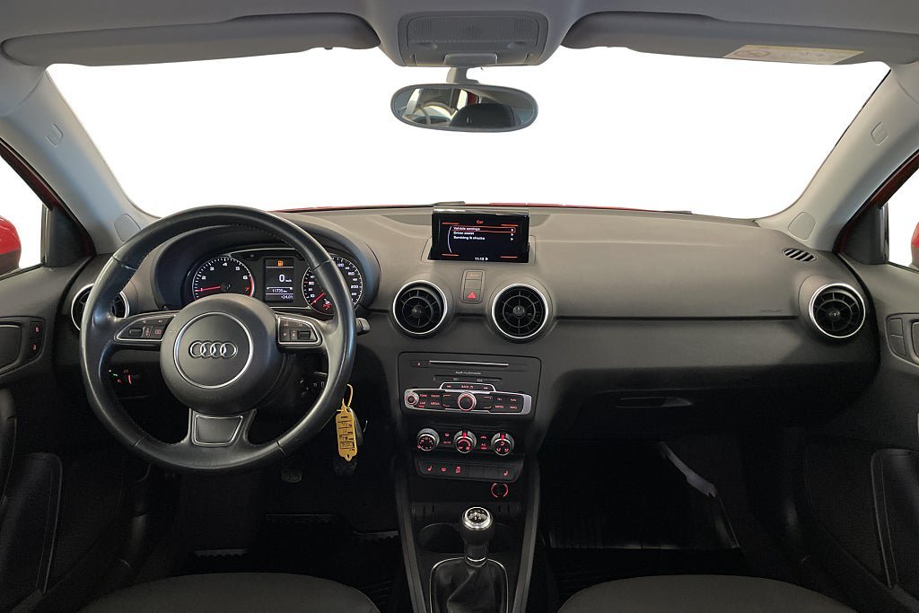 Vehicle Image 11