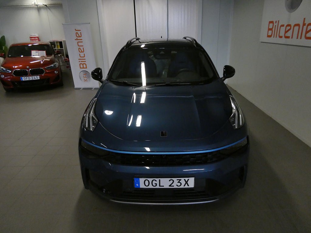 Vehicle Image 9