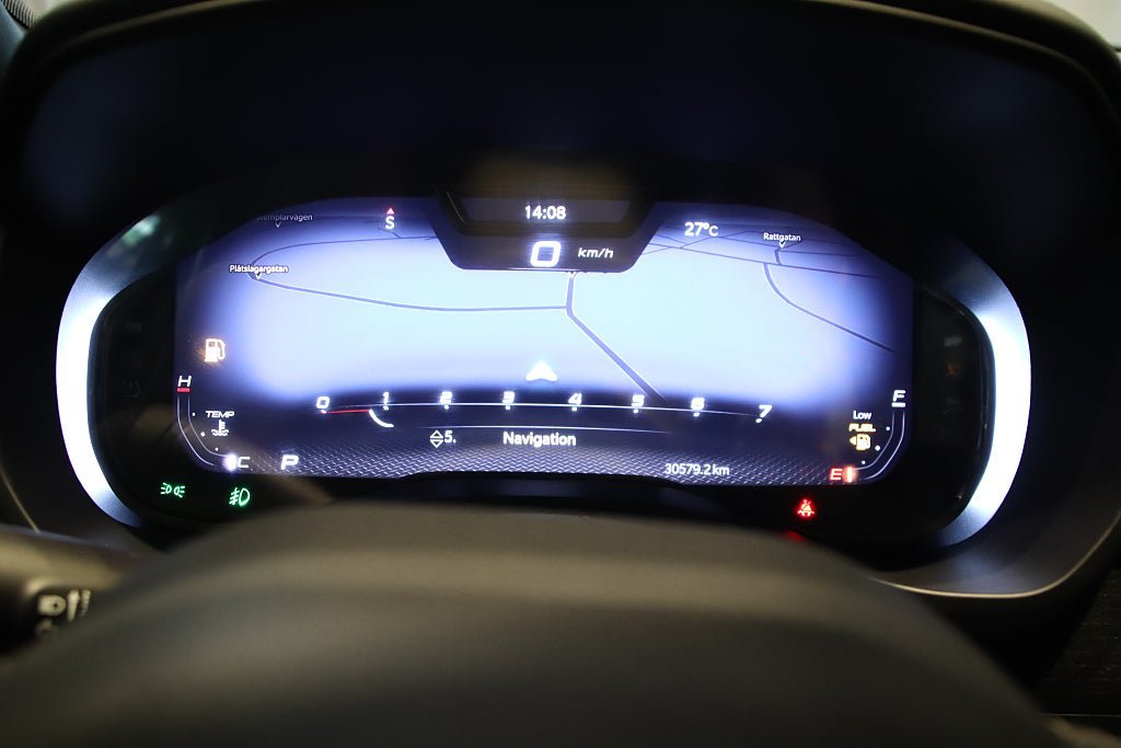 Vehicle Image 15