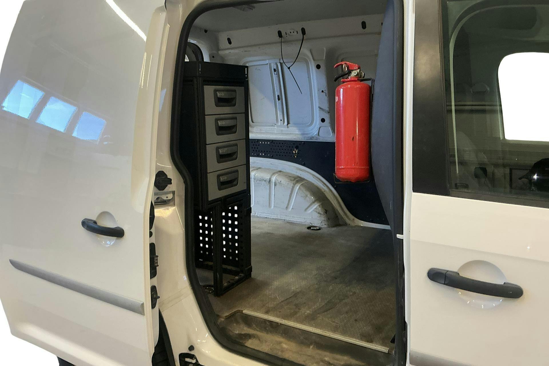 Vehicle Image 8
