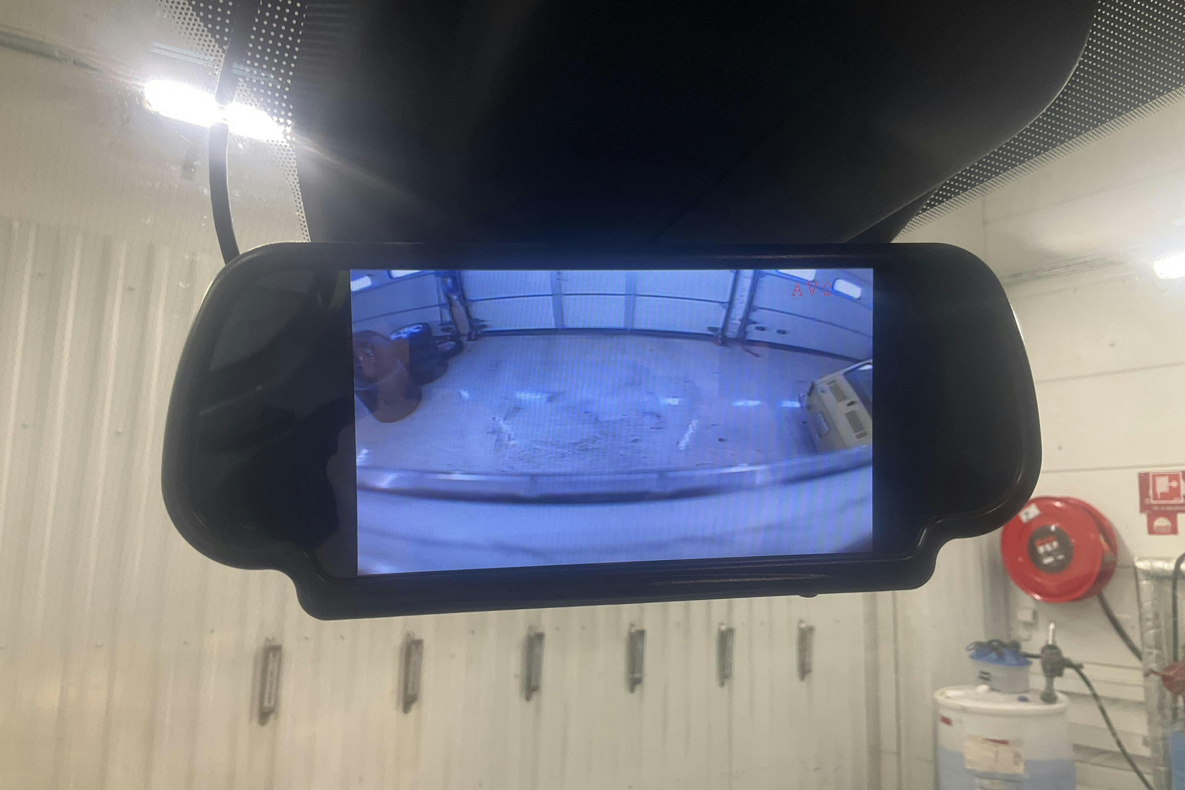 Vehicle Image 11