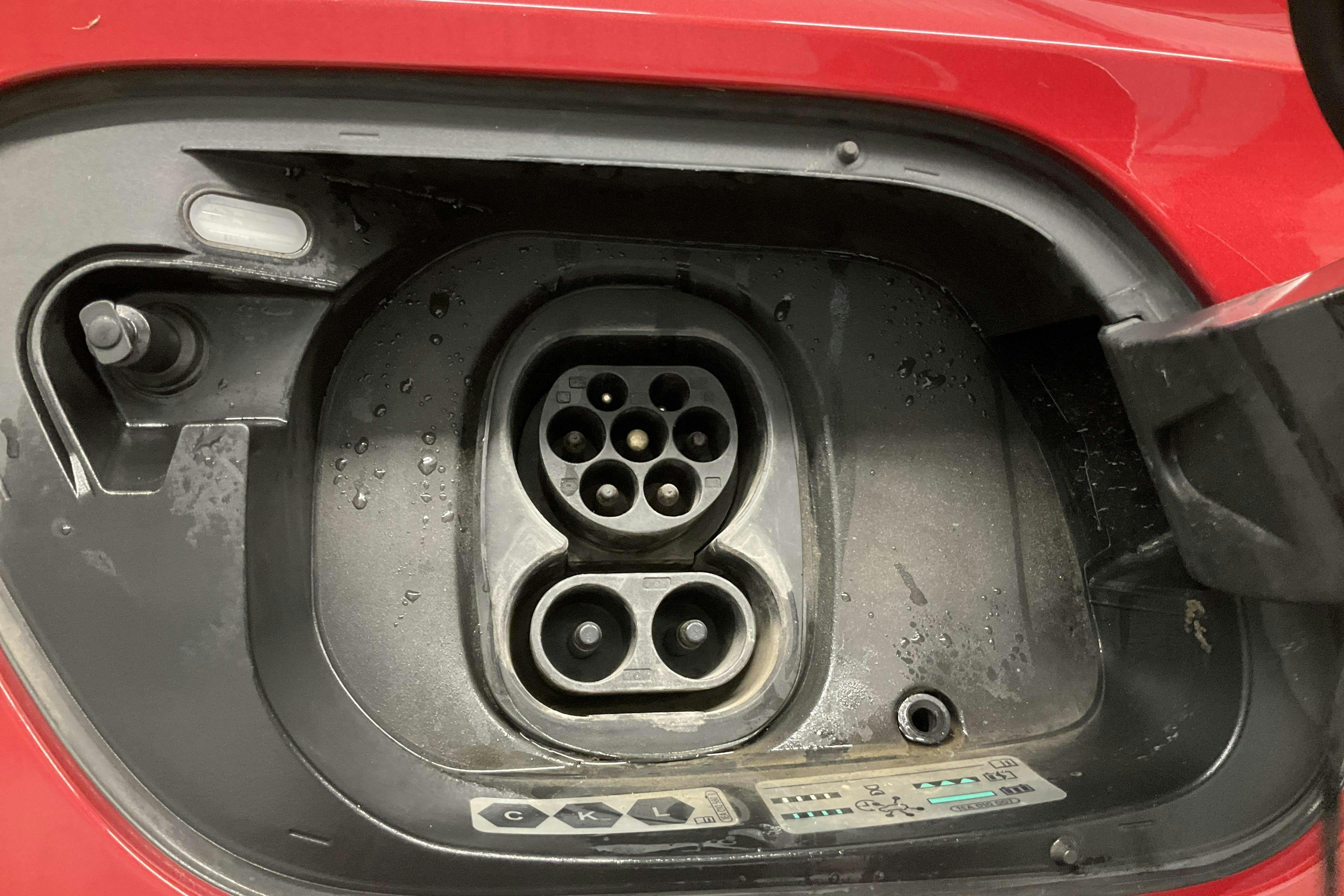 Vehicle Image 15