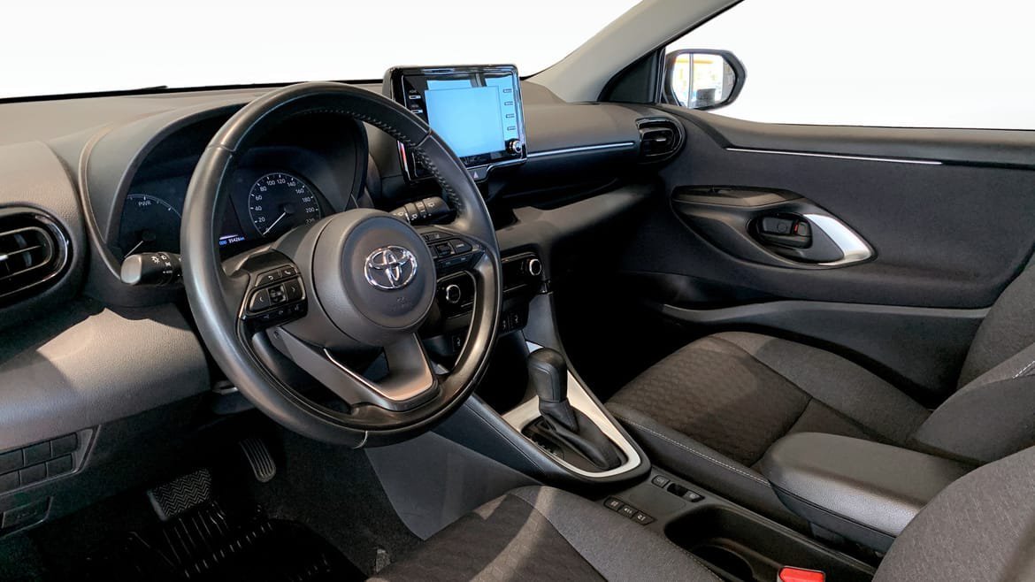 Vehicle Image 7