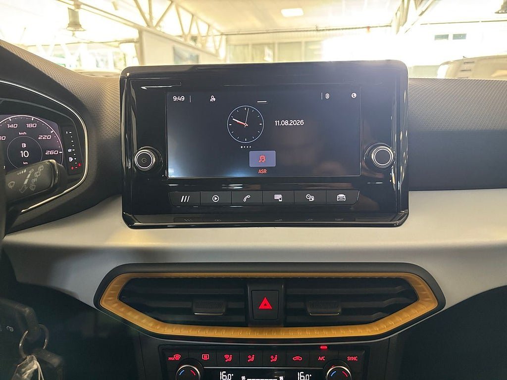 Vehicle Image 17