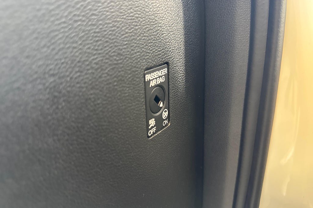 Vehicle Image 21