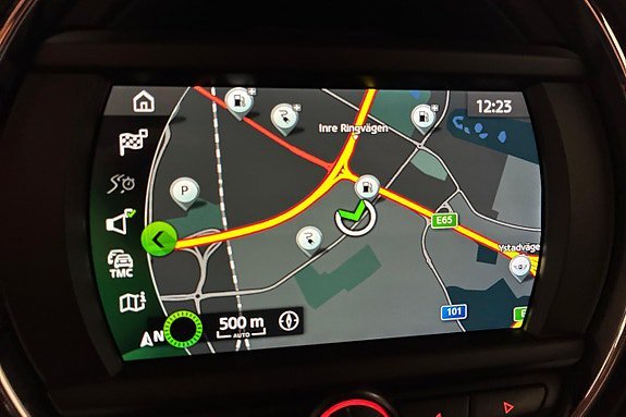 Vehicle Image 18