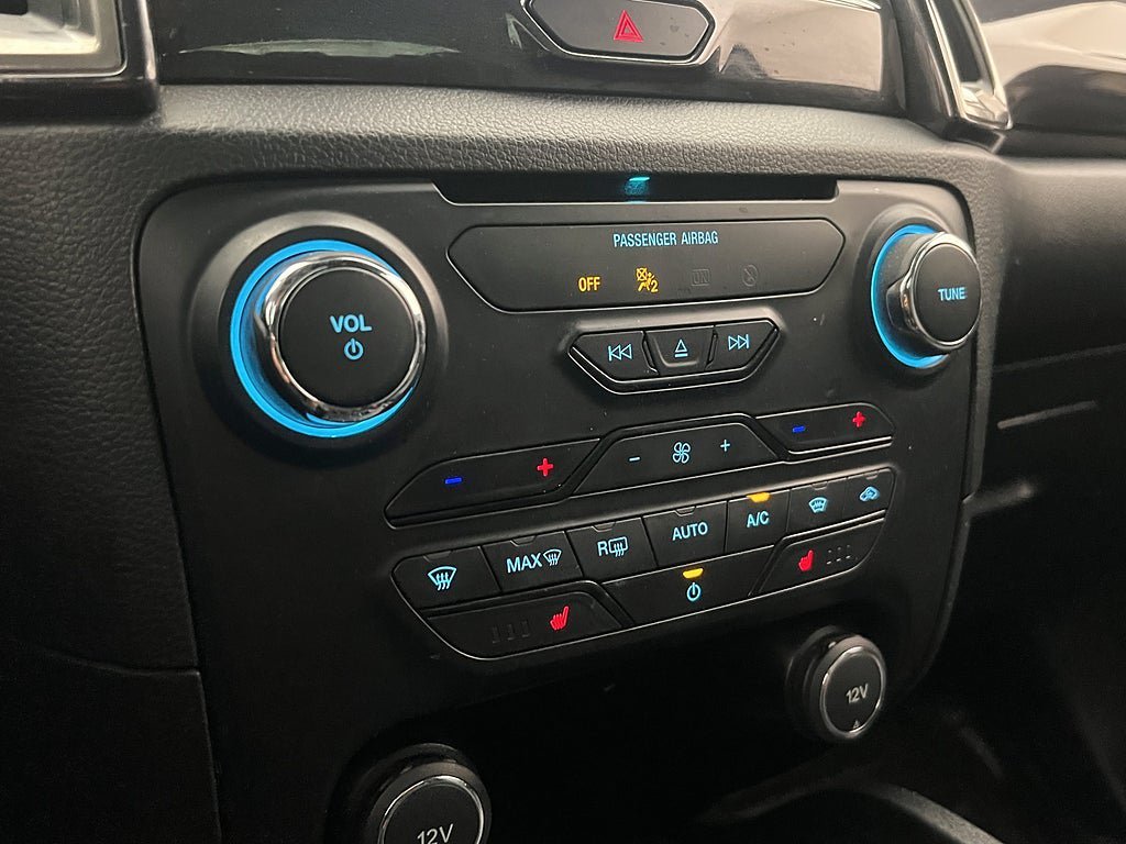 Vehicle Image 27