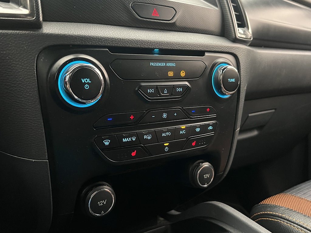 Vehicle Image 26