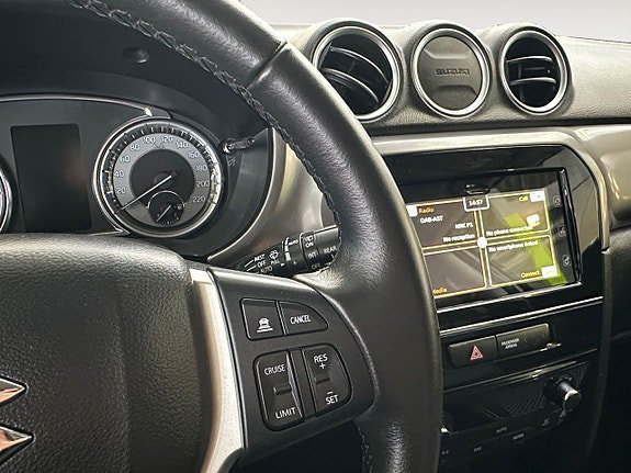 Vehicle Image 24