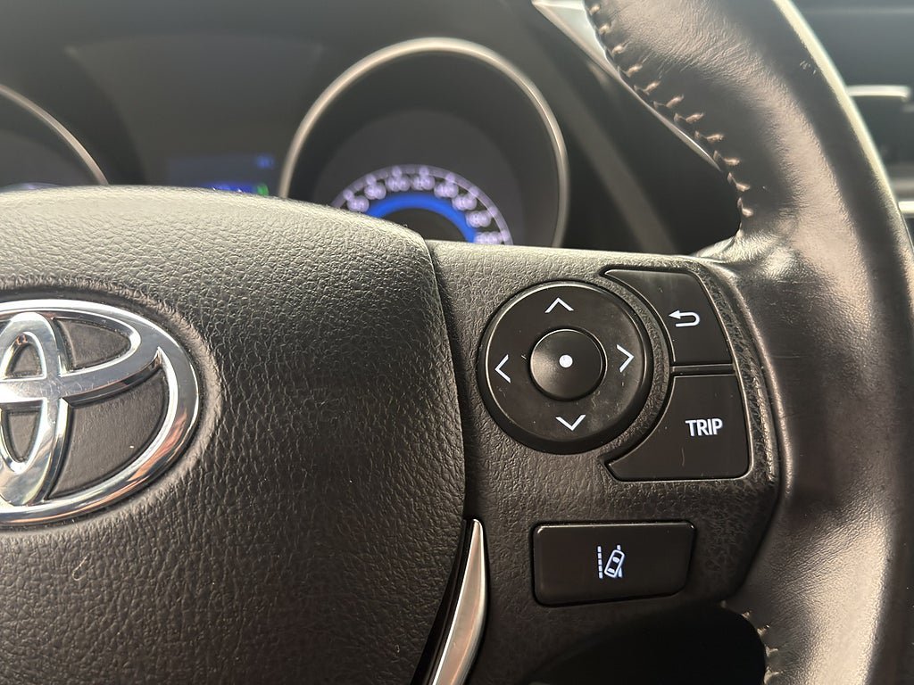 Vehicle Image 18