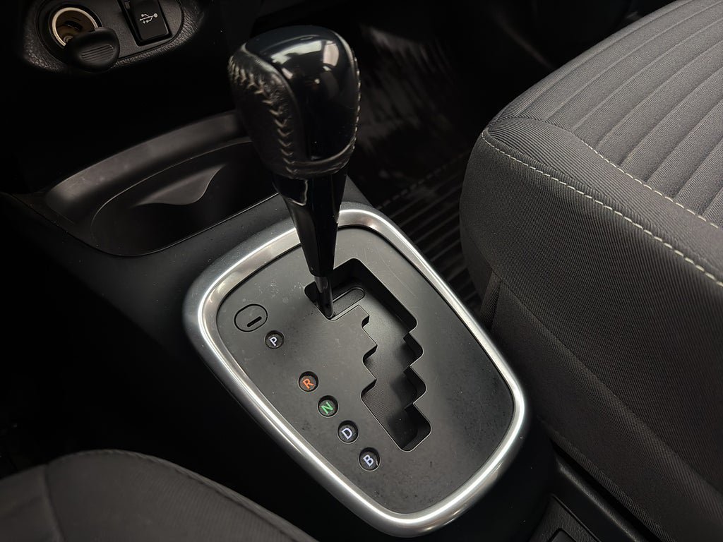 Vehicle Image 22