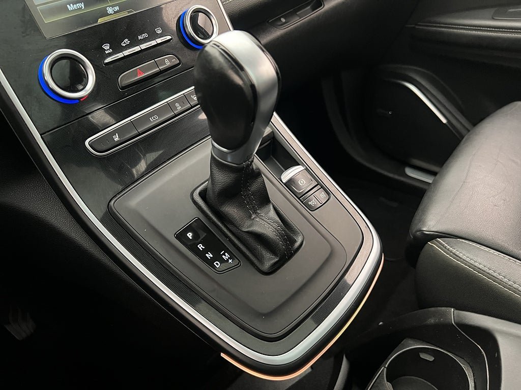 Vehicle Image 26