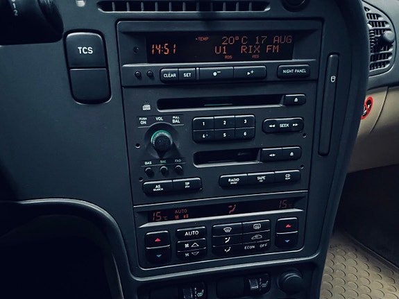 Vehicle Image 18