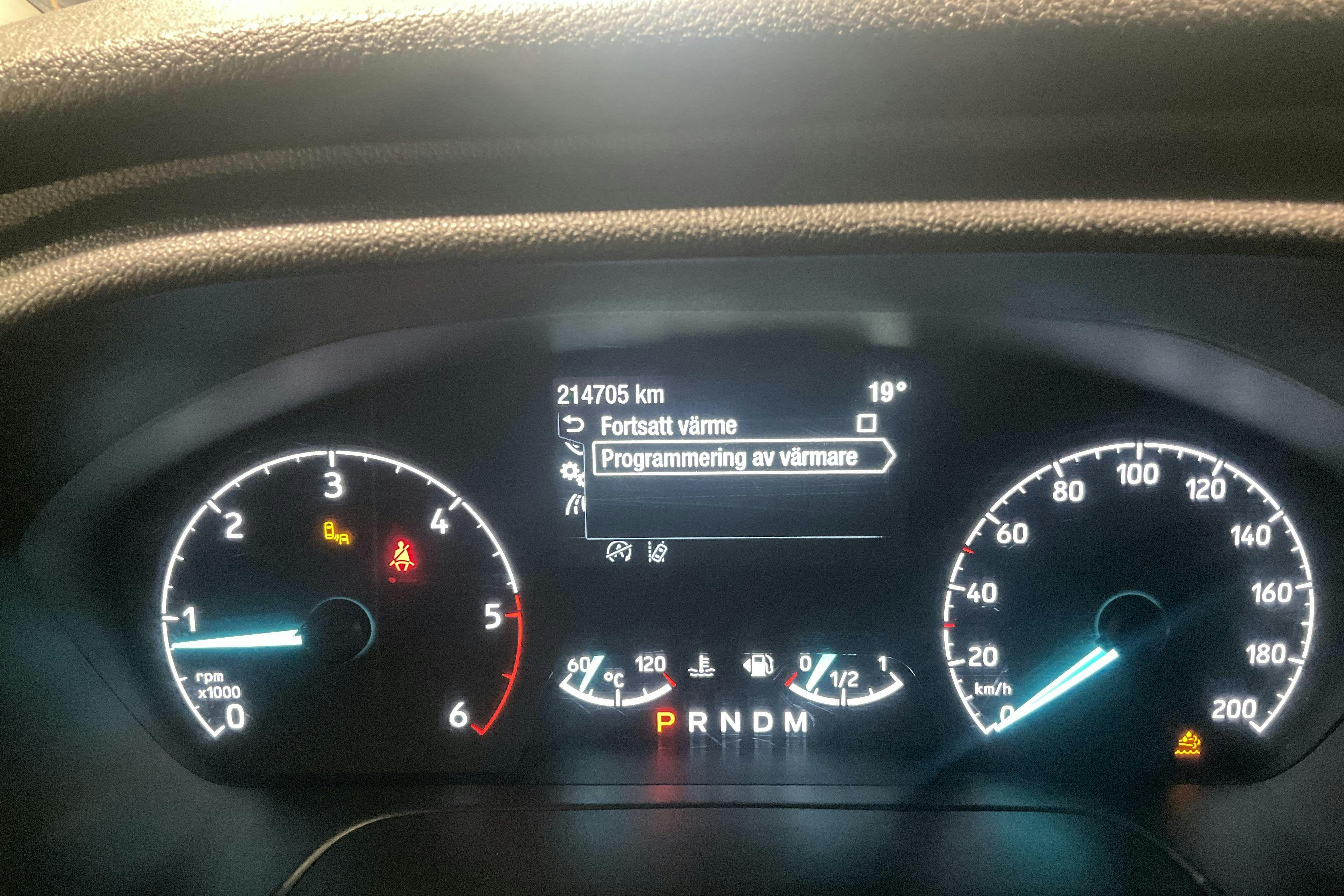 Vehicle Image 16