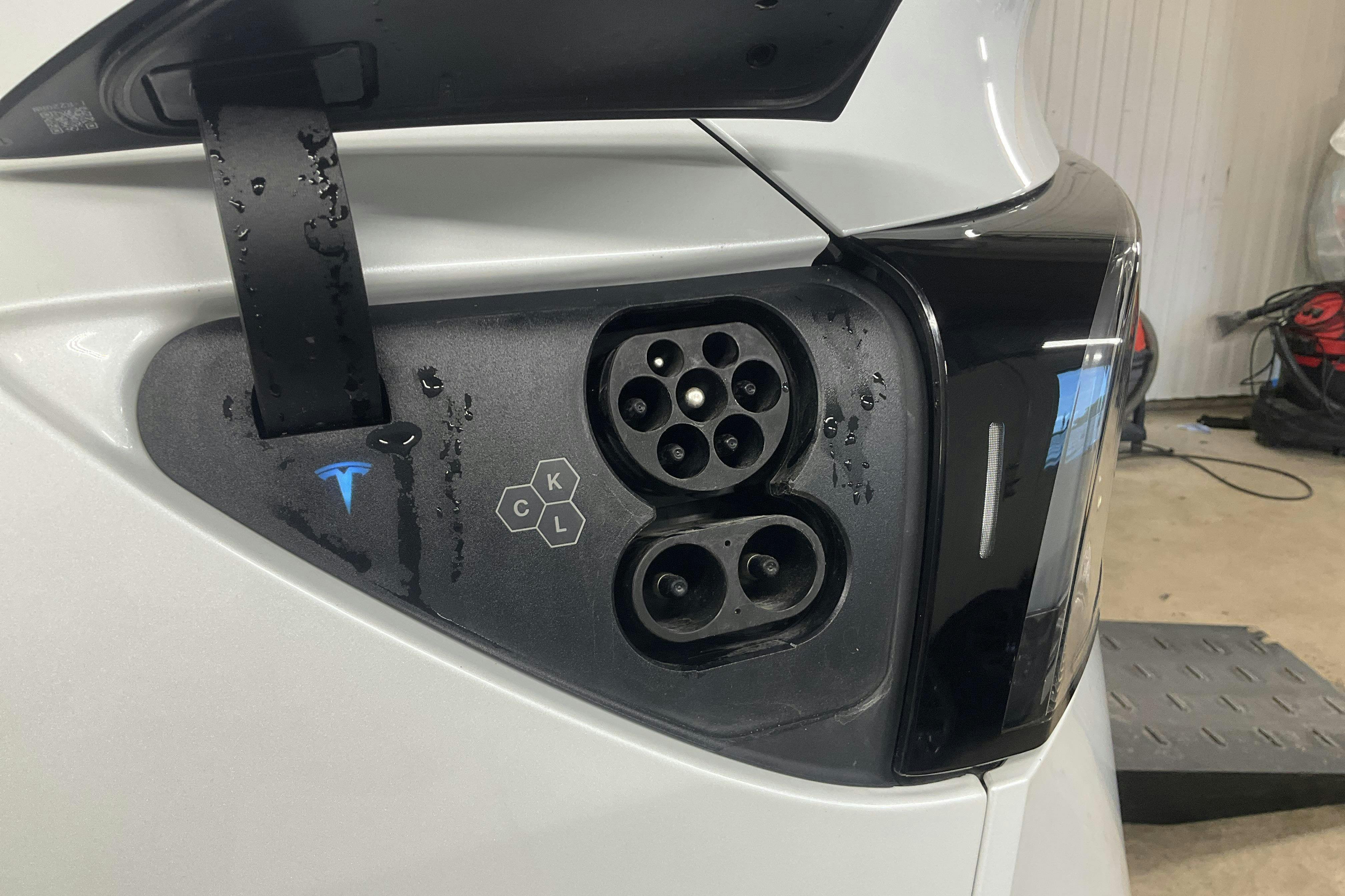 Vehicle Image 22
